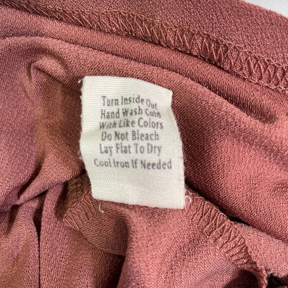 Dusty Rose lightweight sheer short puff sleeve with embroidered polka dots - Picture 6 of 8